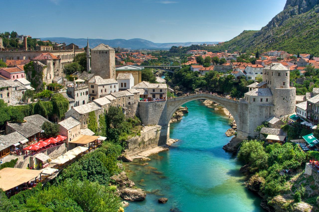 Apartments Valentina - Free Parking Mostar Exteriör bild